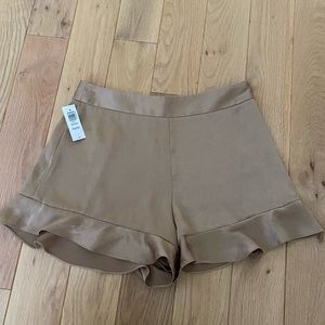 NWOT Aritzia Silky Nude Shorts 8 M